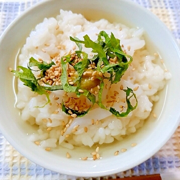 イカ素麺大葉茶漬け